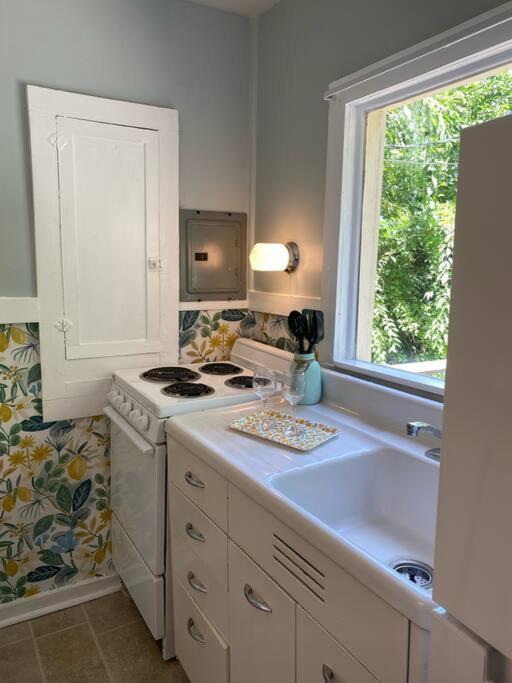 The Garden Cottage Hendersonville Buitenkant foto